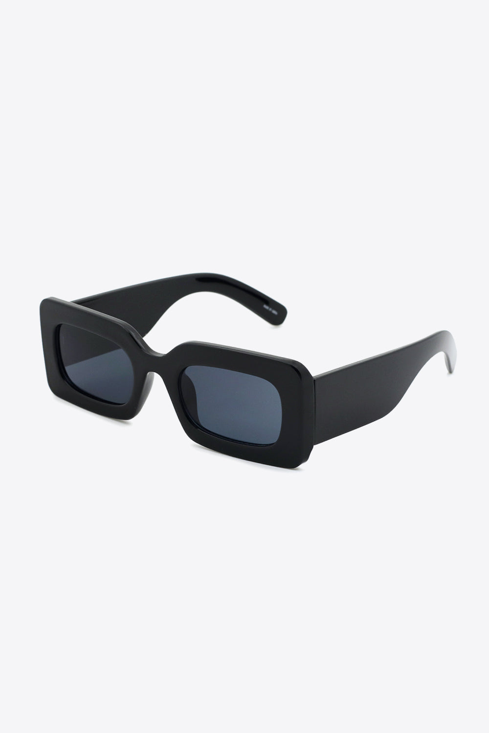 Sleek Polycarbonate Rectangle Sunglasses