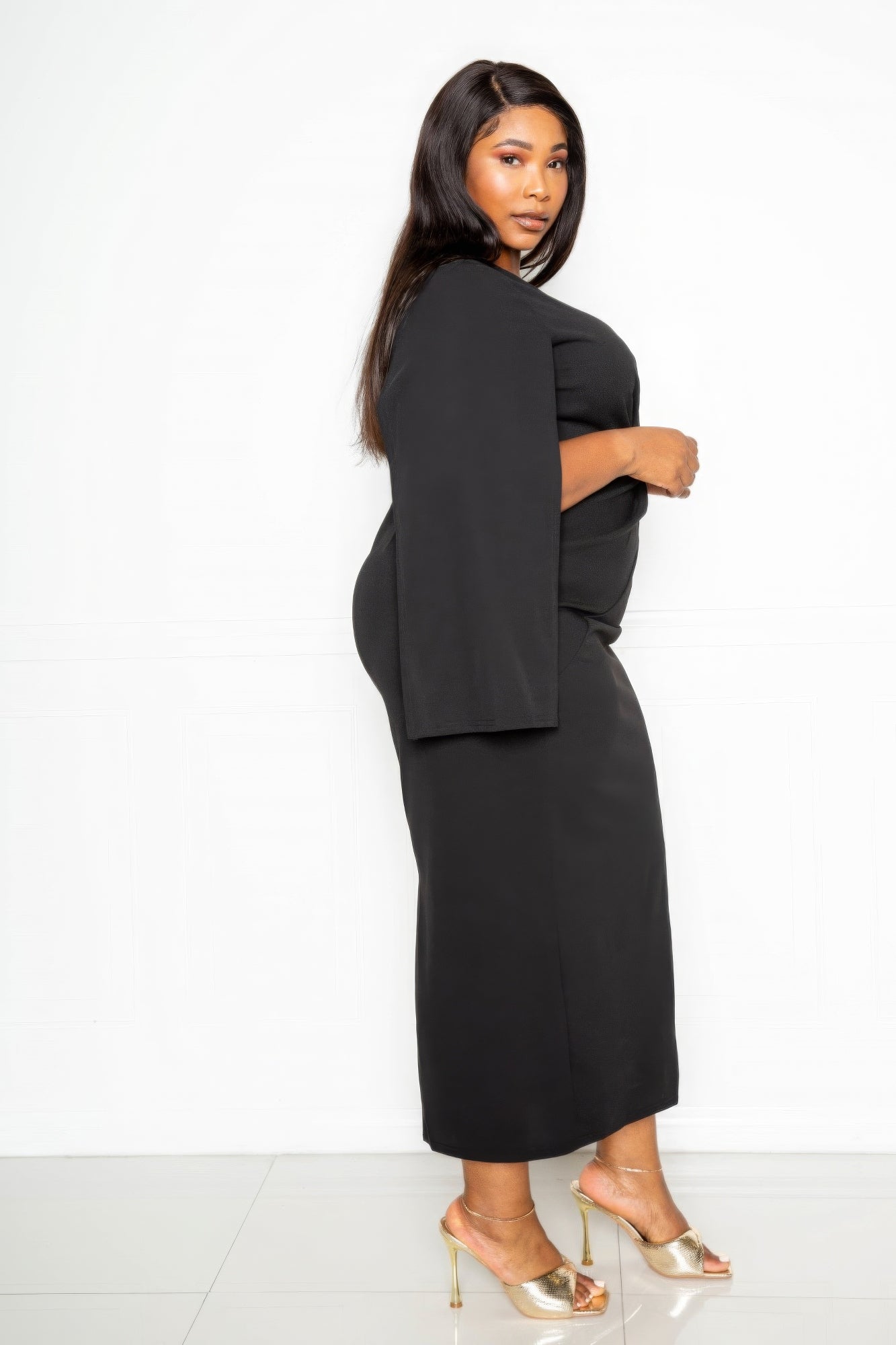 Chic Cape Sleeve Dress with Knot Accent