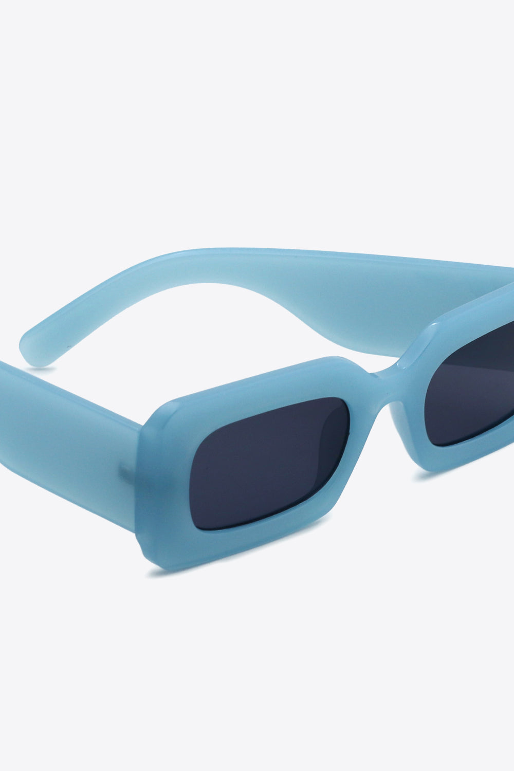 Sleek Polycarbonate Rectangle Sunglasses