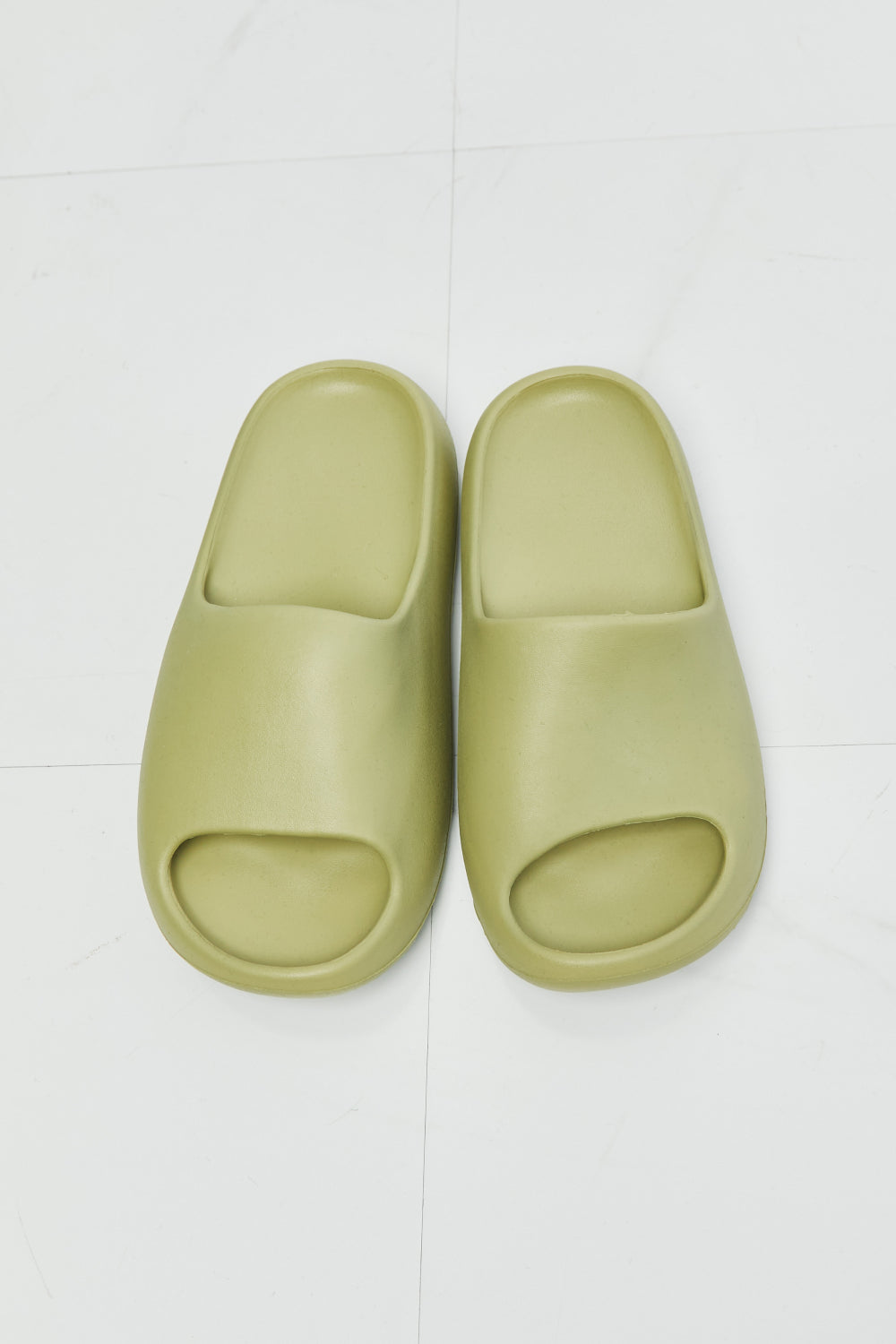 NOOK JOI Cozy Green Comfort Slides