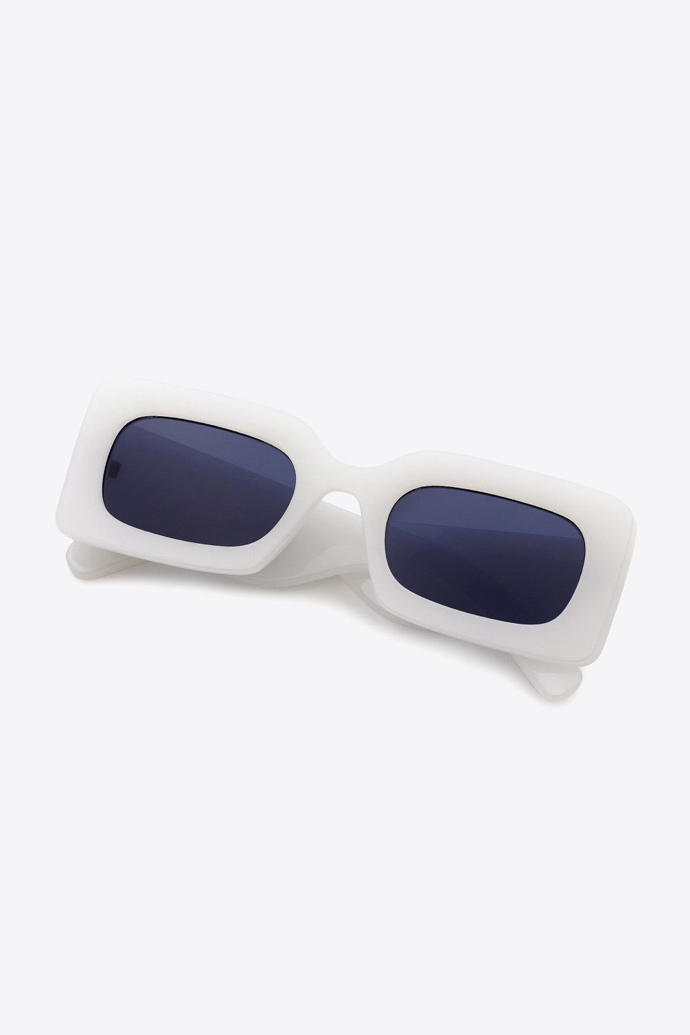Sleek Polycarbonate Rectangle Sunglasses