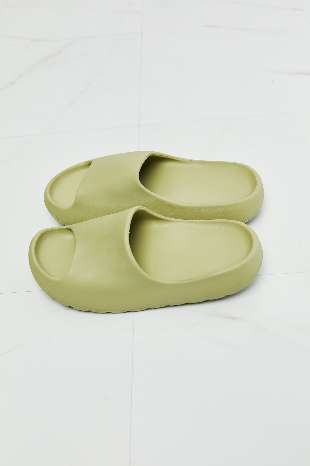 NOOK JOI Cozy Green Comfort Slides